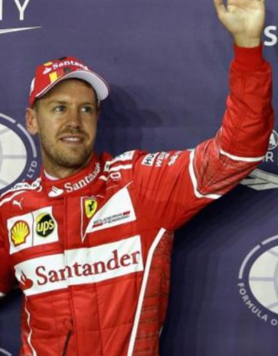 Singapurda ilk sıra Vettelin oldu
