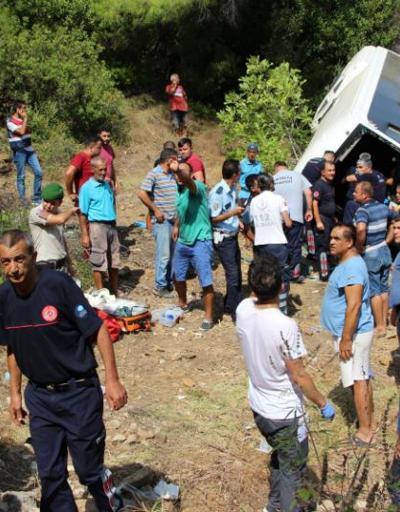 Antalyada tur otobüsü devrildi: 5 ölü
