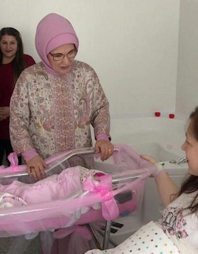 Emine Erdoğan Suda Doğum Merkezini açtı