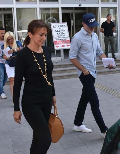 Hande Bermek ile Murat Başoğlu el ele görüntülendi