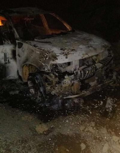 PKK’lı teröristler yol kesip araç yaktı
