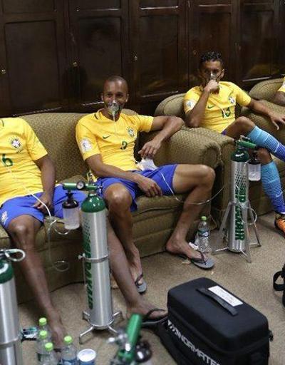 Brezilyalı futbolculara maç sonrası oksijen verildi
