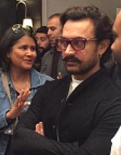 Aamir Khan İstanbul’da yaşayan Hintlilerle buluştu