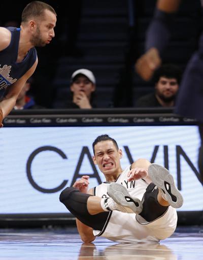NBAde bir şok sakatlık daha: Jeremy Lin sezonu kapattı