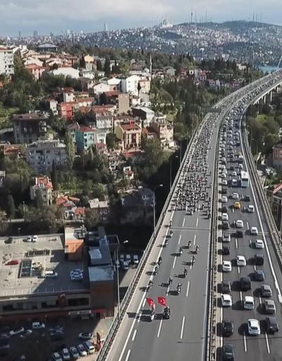 2 bin motosikletliden Cumhuriyet konvoyu