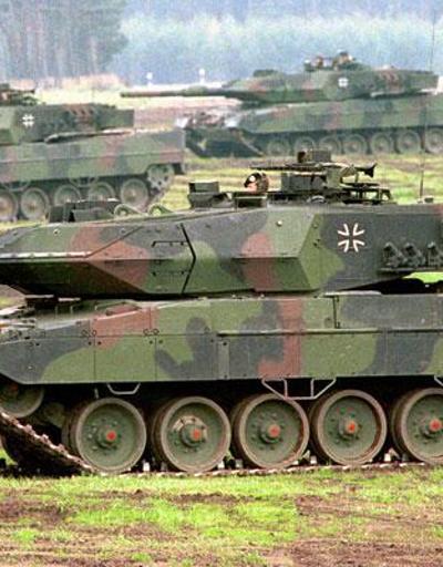 Alman ordusunda Leopard skandalı