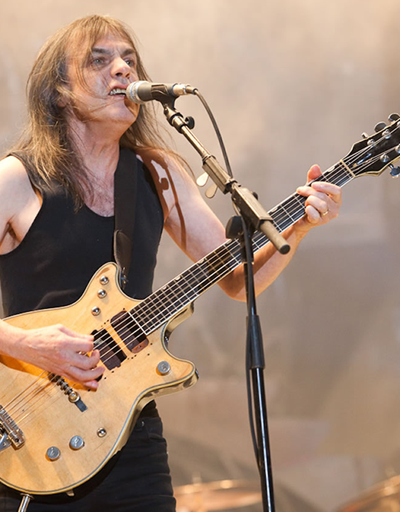 AC/DCnin gitaristi Malcolm Young öldü