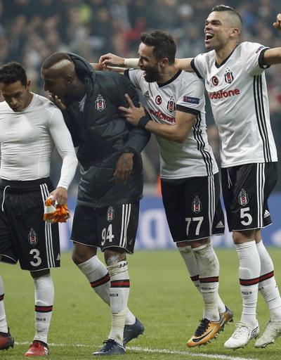 Arjantinli spiker: Beşiktaşın ambargosuna top bile dayanamadı, patladı