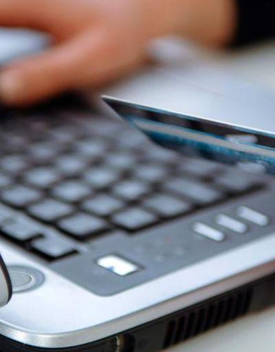 İnternetten alışveriş yapanlara kötü haber: Gümrük muafiyeti limiti 22 euroya düşürüldü