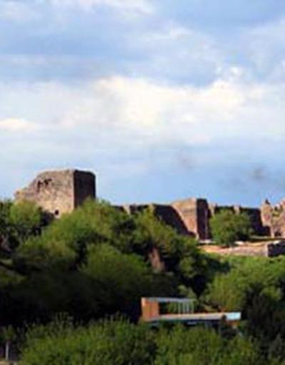 Dünya Miras Listesindeki Diyarbakır Surlarına tarihi restorasyon