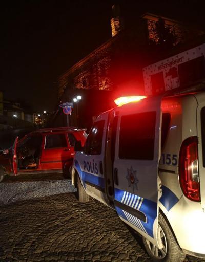 Ankarada polis aracına ateş açıldı