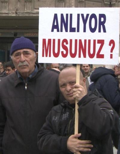Engelli vatandaşlar Taksimde yürüdü