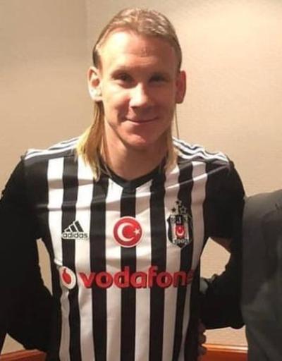 Domagoj Vida Beşiktaş formasını giydi