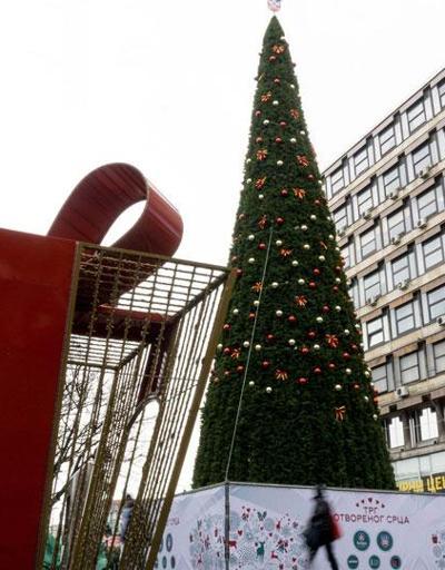 Belgradda 375 bin liralık Noel ağacı krizi