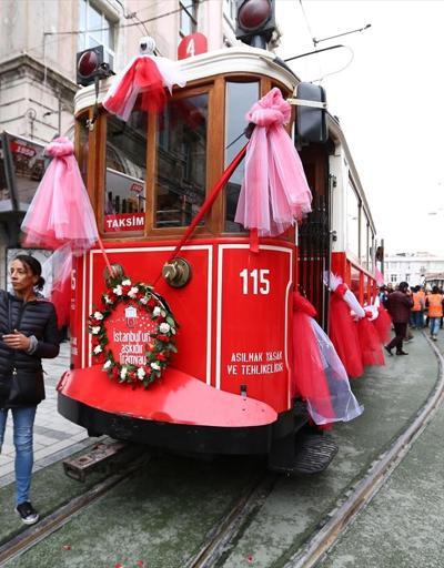 Nostaljik tramvay Beyoğlunda 1 yıl sonra yeniden seferlerine başladı