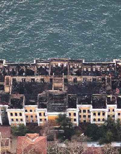 Galatasaray Üniversitesinin yanan binası 5 yıl sonra restore ediliyor