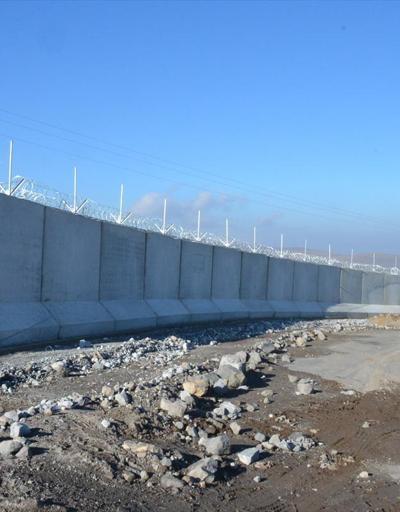 Türkiye - İran sınırındaki güvenlik duvarının yarısı tamamlandı