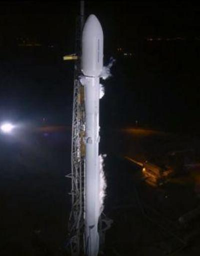 SpaceXten uzaya sır roket: Ne taşıdığı nereye gittiği bilinmiyor