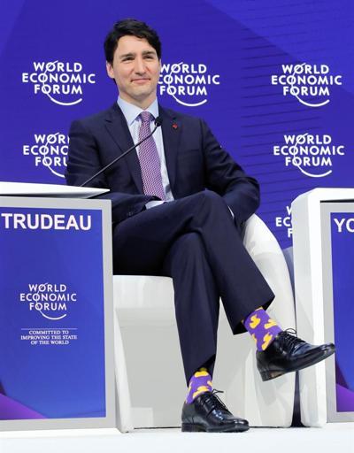 Davosa Justin Trudeaunun çorapları damga vurdu