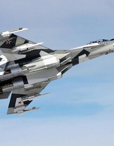 Rus savaş uçağı ABDnin keşif uçağı arasında gerilim