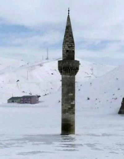 Ağrının buzdan çıkan minaresi