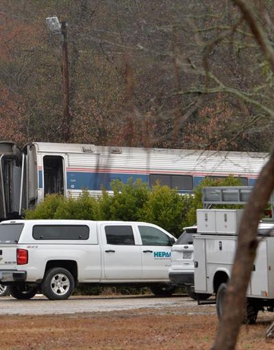 ABDde yük treni ile yolcu treni çarpıştı: 2 ölü, 70ten fazla yaralı