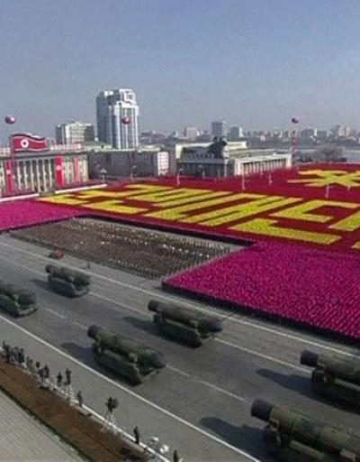 Kuzey Koreden gövde gösterisi