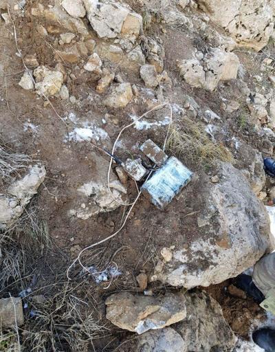 Şırnakta terör örgütü PKKya ait 2 mağara ve 1 sığınak imha edildi