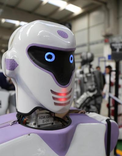 Konyada üretilen insansı robot askerler görev bekliyor