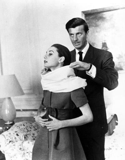 Son dakika: Ünlü tasarımcı Hubert de Givenchy hayatını kaybetti