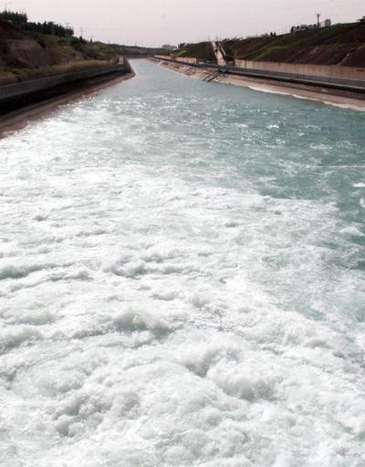 Harran Ovası suya kavuştu: Atatürk Barajının kapakları açıldı