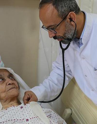 85 yaşındaki hastaya yeni kalp kapağı