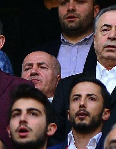 Mustafa Cengiz ile Muharrem Usta, maçı yan yana izledi