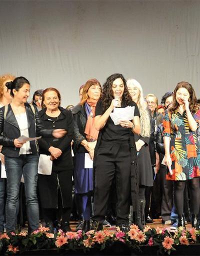Kadın tiyatroculardan sahne yasağı protestosu