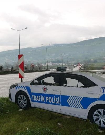 Maket polis araçlarının çalınan tepe lambalarının yenileri takıldı