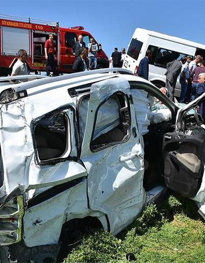 Diyarbakırda zincirleme kaza: 2 ölü