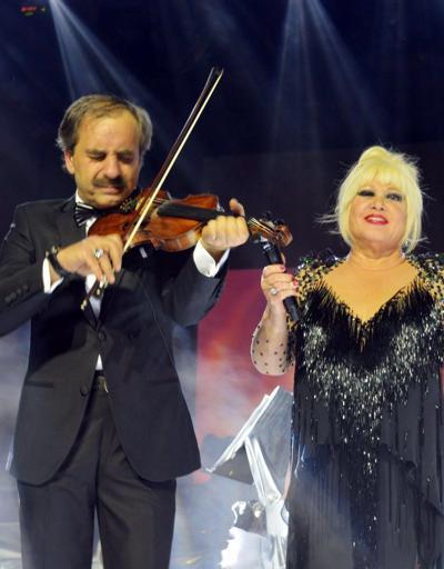 Türk Sanat Müziğinin iki devi 6 yıl sonra aynı sahneyi paylaşıyor