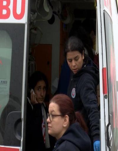 Son dakika... Fatihte tur otobüsleri çarpıştı: Çok sayıda öğrenci yaralandı