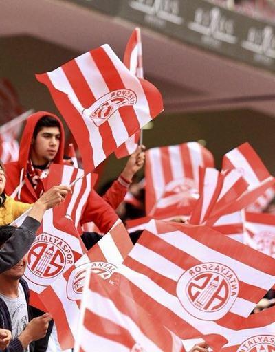 Antalyaspor - Trabzonspor maçının saati değişti