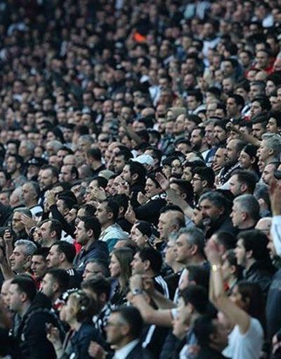 Beşiktaşlı taraftarlar yönetime Twitterdan çağrı yaptı