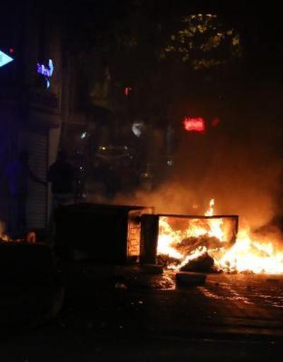 Beyoğlunda izinsiz gösteriye polis müdahalesi