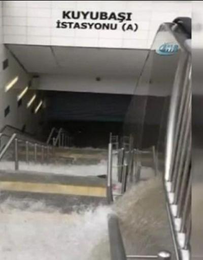 Ankarada sağanak metro merdivenlerini şelaleye çevirdi