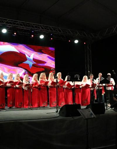 Ukraynalıların kurduğu Bereginya Korosundan ramazan konseri
