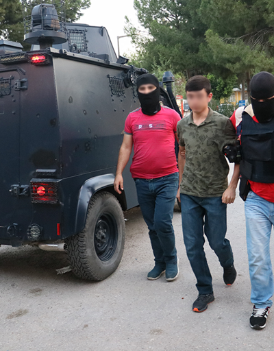 Adanada terör operasyonu, 15 gözaltı
