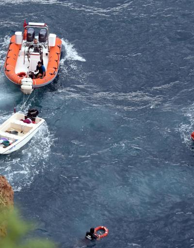 Denizde mahsur kalan Poyraz bebek ve ailesi kurtarıldı