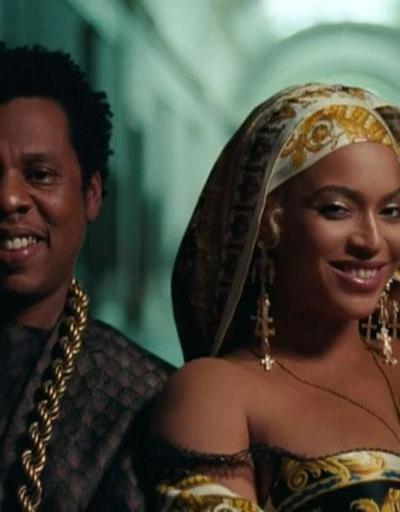 Beyonce ve Jay-Z sürpriz albüm çıkarttı