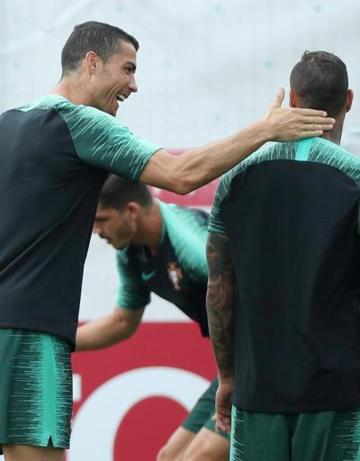 Ricardo Quaresmayı Cristiano Ronaldo sakinleştirdi