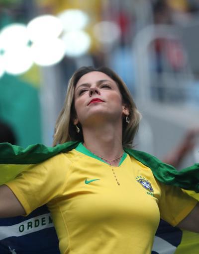 Brezilya - Kosta Rika maçında tribünler coştu