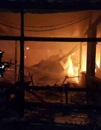 Sapanca Gölü kıyısında 10 kafe yandı: Kundaklama şüphesi