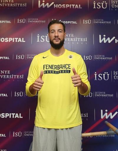 Fenerbahçenin yeni transferi sağlık kontrolünden geçti